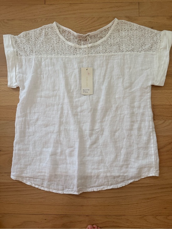 Bellambia Tops - NEW Bellambia Small 100% Linen White Short Sleeve Blouse w/ Lace Details